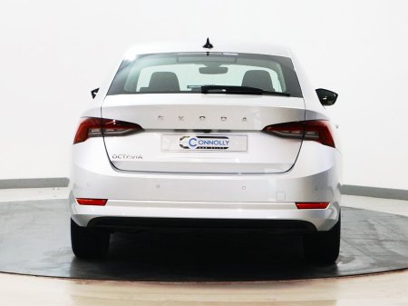 2023 Skoda Octavia - photo 5