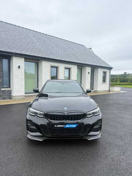 2022 BMW 3-Series - photo 6