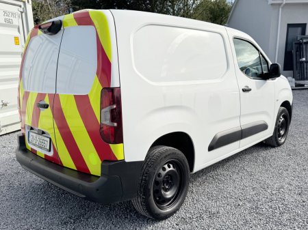 2021 Peugeot Partner - photo 10