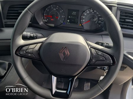 2026 Renault Master - photo 12