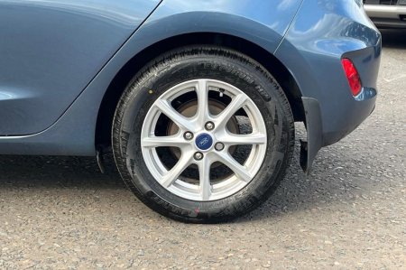2018 Ford Fiesta - photo 8