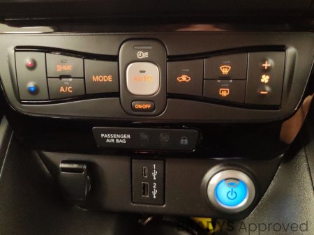 2022 Nissan Leaf - photo 25