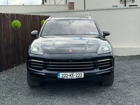 2022 Porsche Cayenne - photo 2