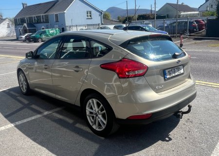 2016 Ford Focus - photo 10