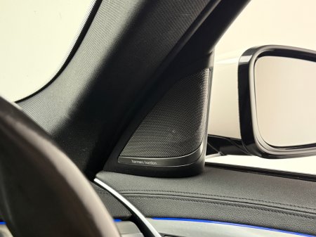 2020 BMW 5-Series - photo 16