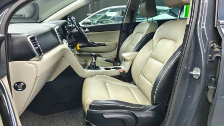 2020 Kia Sportage - photo 11