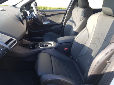 2026 BMW 1-Series - photo 7