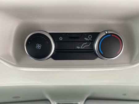 2026 Ford Tourneo Custom - photo 26