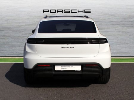 2026 Porsche Macan - photo 12
