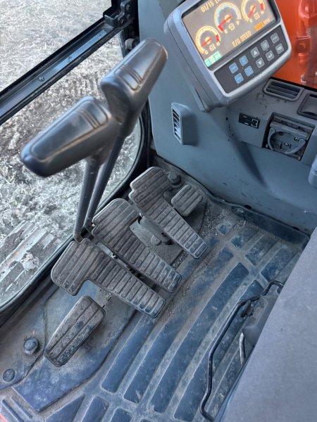 0 DOOSAN  - photo 16