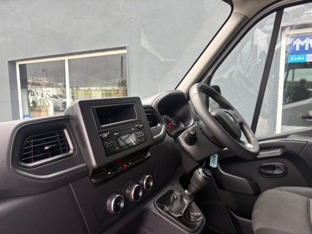 2023 Renault Master - photo 2