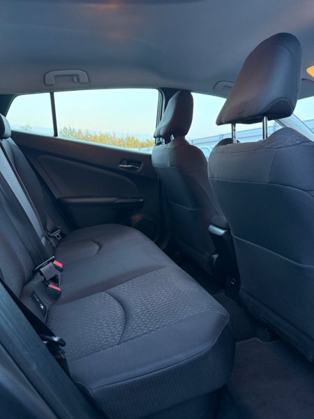 2017 Toyota Prius - photo 23