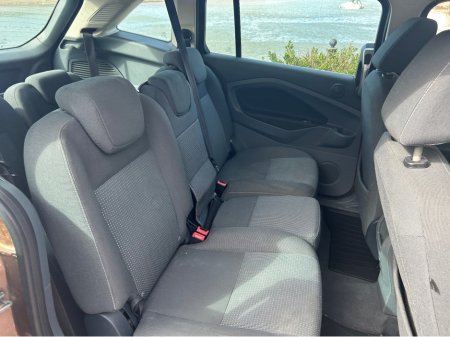 2014 Ford Grand C-Max - photo 13