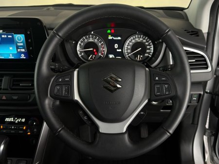 2025 Suzuki SX4 - photo 28