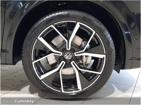 2025 Volkswagen Tiguan - photo 12