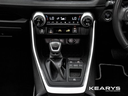 2024 Toyota RAV4 - photo 13