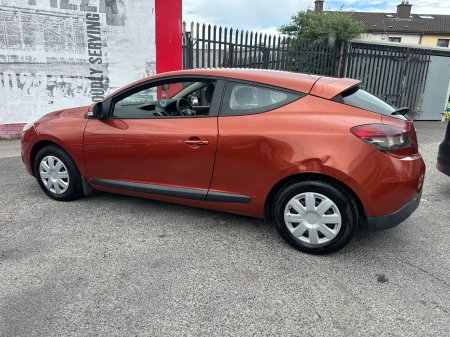 2009 Renault Megane - photo 17