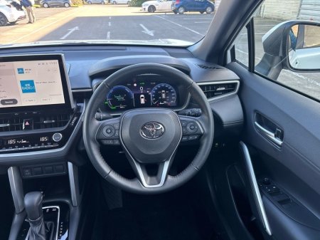 2025 Toyota Corolla Cross - photo 9