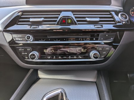 2018 BMW 5-Series - photo 27