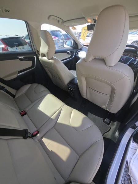 2016 Volvo XC60 - photo 20