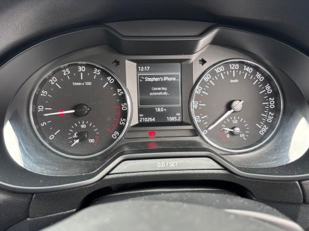 2016 Skoda Octavia - photo 5