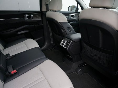 2023 Kia Sorento - photo 31