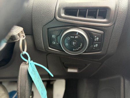 2015 Ford Focus - photo 15