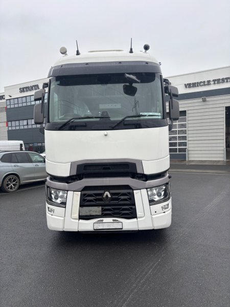 2021 Renault T520 - photo 2