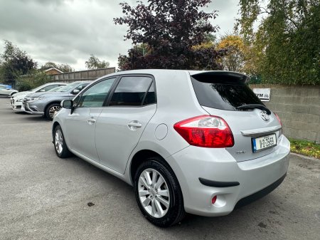 2011 Toyota Auris - photo 8