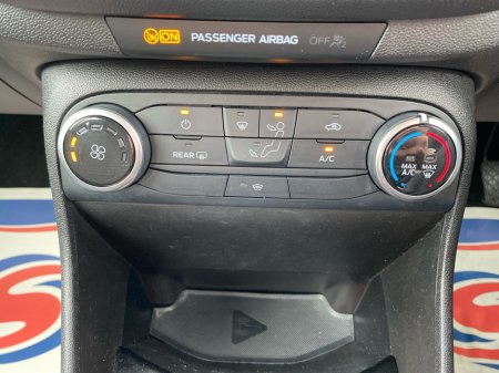2018 Ford Fiesta - photo 12