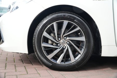 2019 Toyota Corolla - photo 21