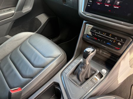 2022 Volkswagen Tiguan - photo 32