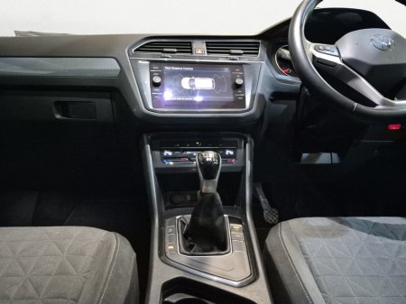 2022 Volkswagen Tiguan - photo 13