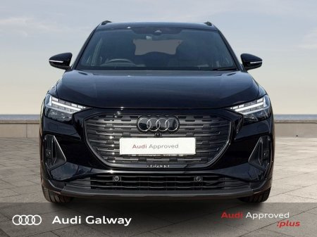 2025 Audi Q4 e-tron - photo 2