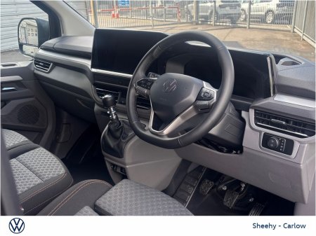 2026 Volkswagen Transporter - photo 2