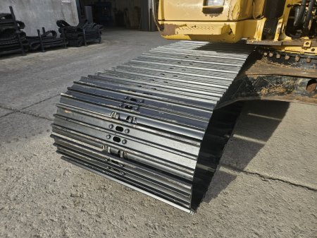 0 CATERPILLAR  - photo 5