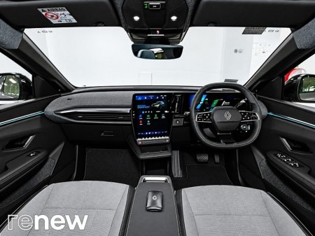 2026 Renault Megane E-Tech - photo 2