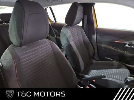 2020 Peugeot 208 - photo 17