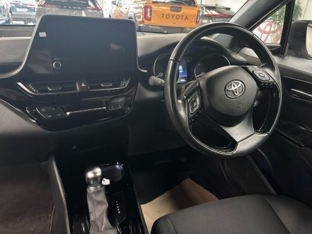 2022 Toyota C-HR - photo 8