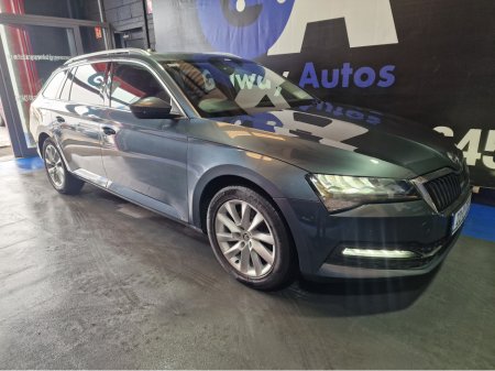 2022 Skoda Superb - photo 12