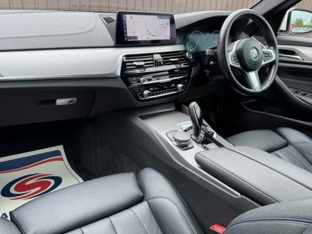 2019 BMW 5-Series - photo 9