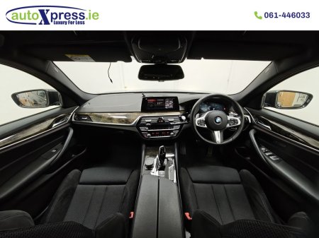 2019 BMW 5-Series - photo 2