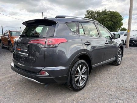 2016 Toyota RAV4 - photo 5