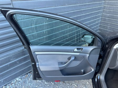 2007 Volkswagen Golf - photo 16
