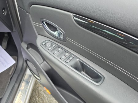 2014 Renault Scenic - photo 17