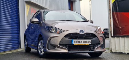 2022 Toyota Yaris - photo 2