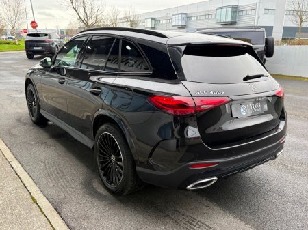 2025 Mercedes-Benz GLC - photo 30
