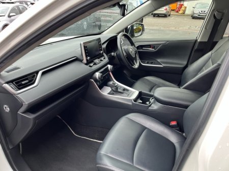 2021 Toyota RAV4 - photo 6