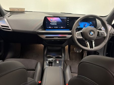 2026 BMW 1-Series - photo 8