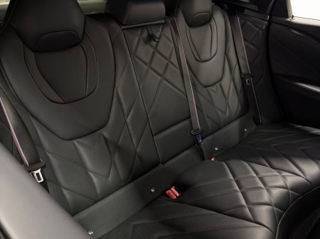 2023 BMW XM - photo 11